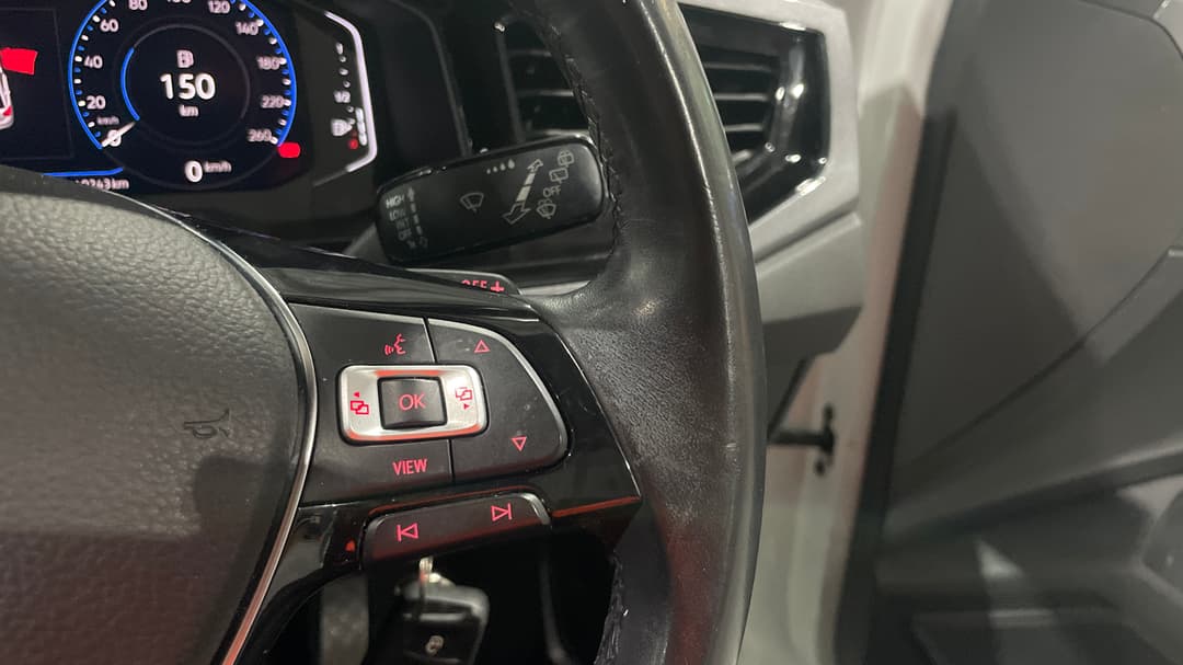 2020 Volkswagen Polo 85tsi Style, Automatic, 40243 km, Steering Wheel Body Wear