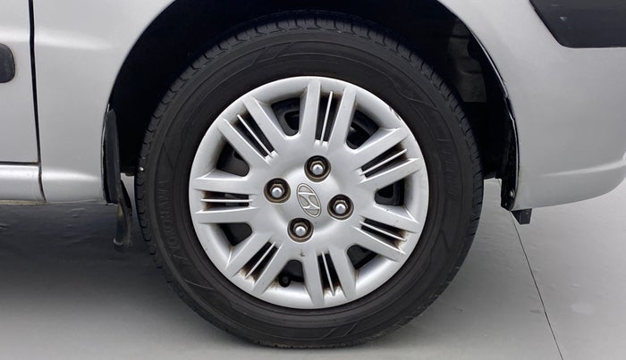 2013 Hyundai Santro Xing GLS PLUS AUDIO, Petrol, Manual, 53,615 km, Right Front Wheel
