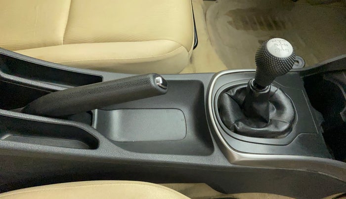 2014 Honda City 1.5L I-VTEC V MT, Petrol, Manual, 81,451 km, Gear Lever