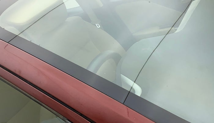 2014 Honda City 1.5L I-VTEC V MT, Petrol, Manual, 81,451 km, Right A pillar - Paint is slightly faded