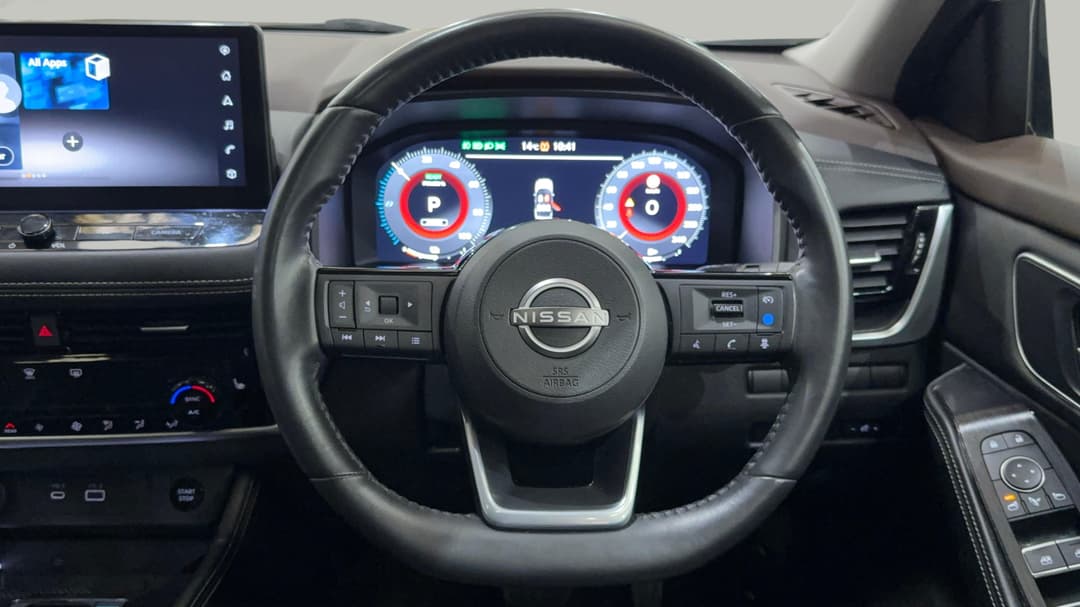 2023 Nissan X-trail Ti (4WD) E-power (hybrid), Automatic, 35979 km, Steering Wheel Close-up