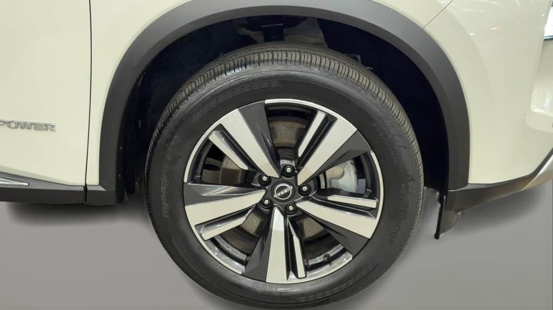 2023 Nissan X-trail Ti (4WD) E-power (hybrid), Automatic, 35979 km, Right Front Wheel