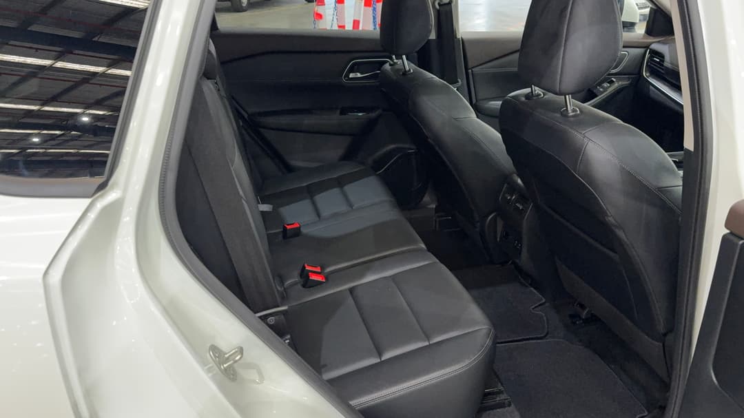 2023 Nissan X-trail Ti (4WD) E-power (hybrid), Automatic, 35979 km, Right Side Rear Door Cabin View