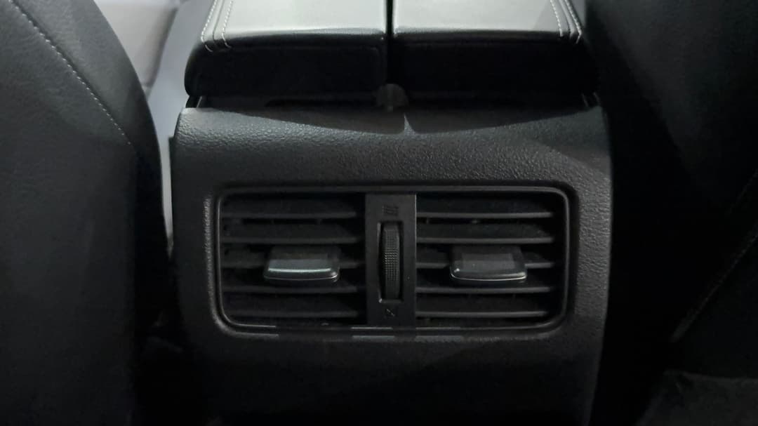 2023 Nissan X-trail Ti (4WD) E-power (hybrid), Automatic, 35979 km, Rear A/C Vent