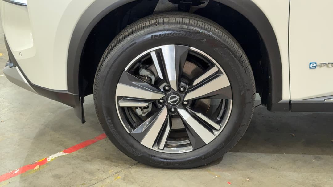 2023 Nissan X-trail Ti (4WD) E-power (hybrid), Automatic, 35979 km, Left Front Wheel