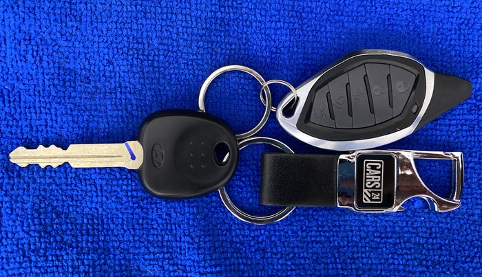 2018 Hyundai Eon MAGNA PLUS, Petrol, Manual, 4,401 km, Key Close Up