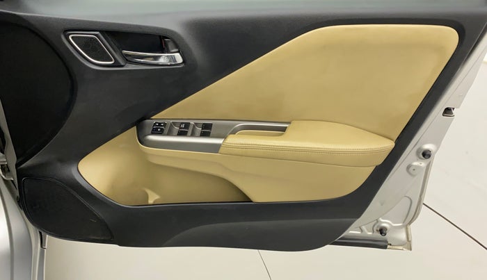 2017 Honda City 1.5L I-VTEC ZX CVT, Petrol, Automatic, 85,507 km, Driver Side Door Panels Control
