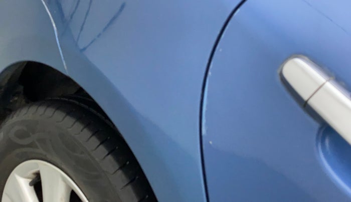 2011 Toyota Corolla Altis G PETROL, CNG, Manual, 1,17,925 km, Right quarter panel - Slightly dented