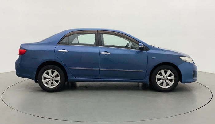 2011 Toyota Corolla Altis G PETROL, CNG, Manual, 1,17,925 km, Right Side