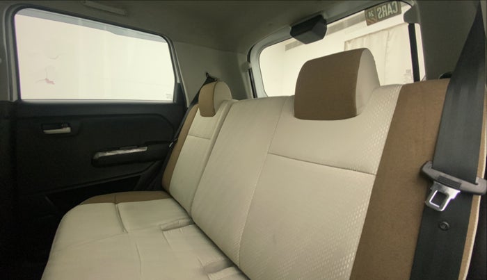 2021 Maruti New Wagon-R VXI (O) 1.2, Petrol, Manual, 19,528 km, Right Side Rear Door Cabin