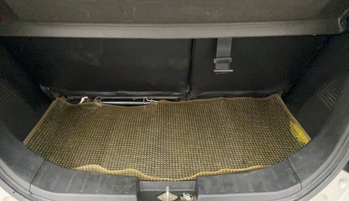 2015 Maruti Wagon R 1.0 VXI, Petrol, Manual, 21,598 km, Boot Inside