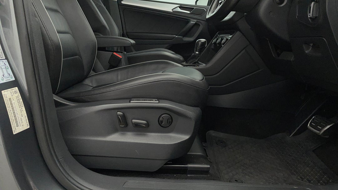 2018 Volkswagen Tiguan 110 Tsi Comfortline, Automatic, 121731 km, Drivers Side Adjustment Panel