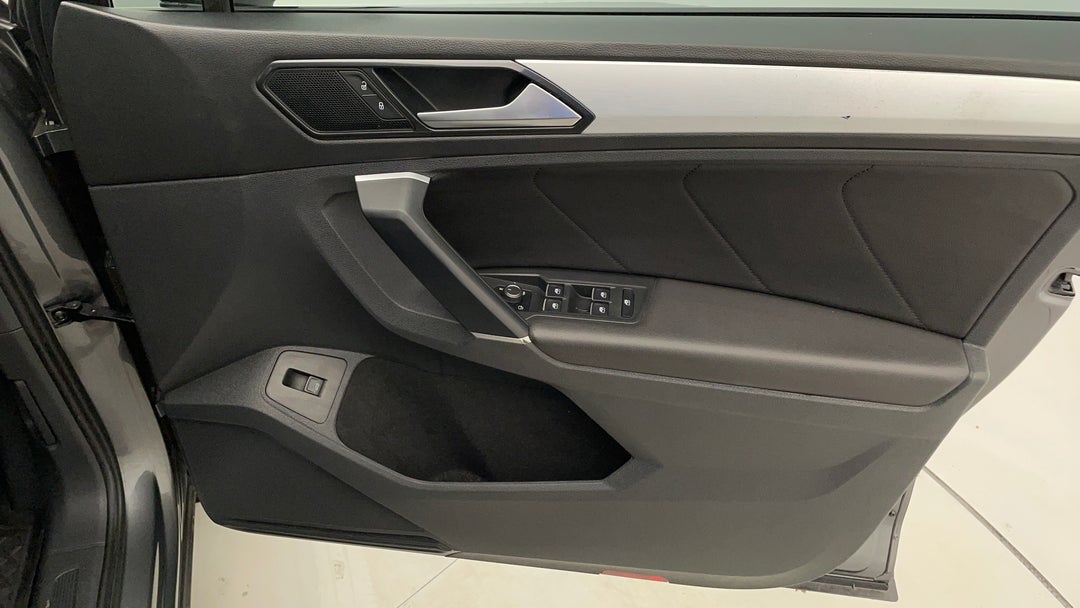 2018 Volkswagen Tiguan 110 Tsi Comfortline, Automatic, 121731 km, Speaker View