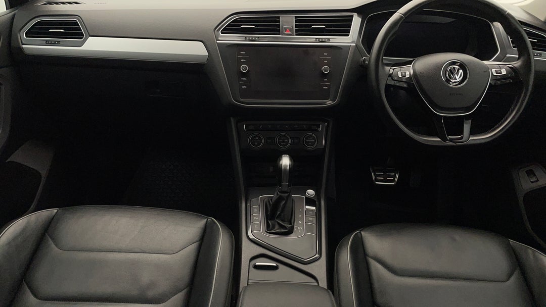 2018 Volkswagen Tiguan 110 Tsi Comfortline, Automatic, 121731 km, Center Console