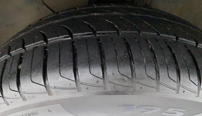 2015 Hyundai i20 Active 1.2 S, Petrol, Manual, 35,483 km, Left Front Tyre Tread