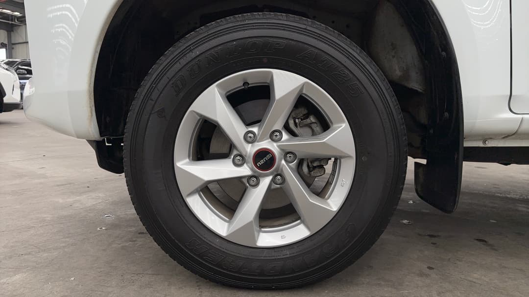 2023 Isuzu D-MAX Sx (4x2) High-ride, Manual, 36902 km, Left Front Wheel