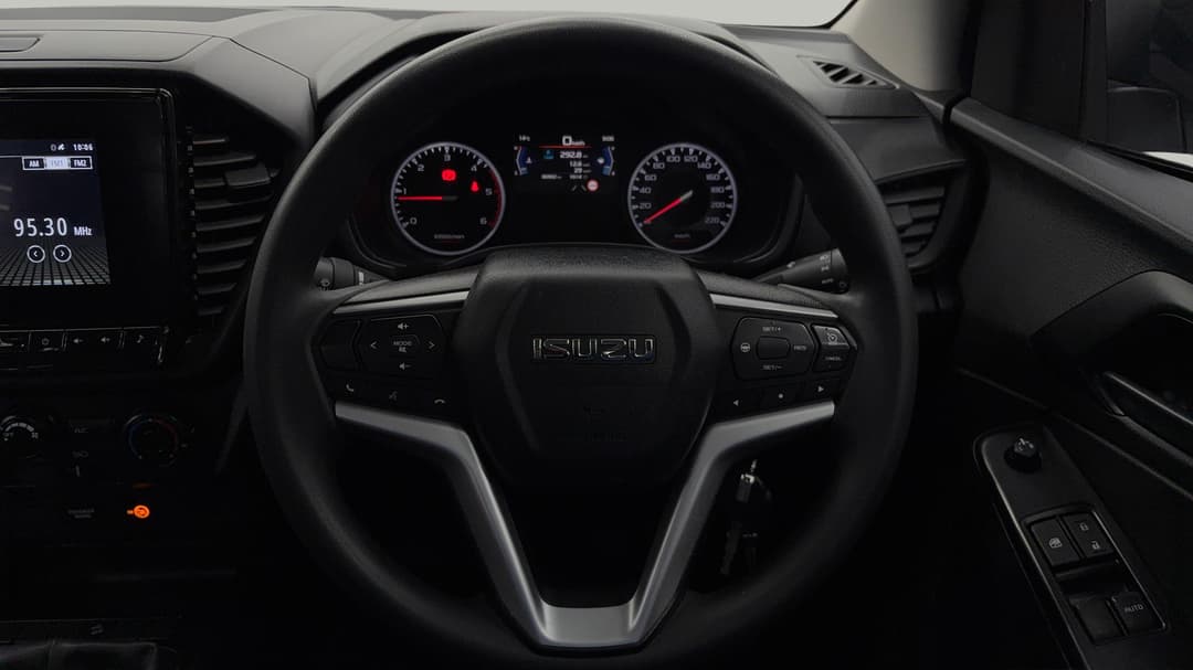 2023 Isuzu D-MAX Sx (4x2) High-ride, Manual, 36902 km, Steering Wheel Close-up
