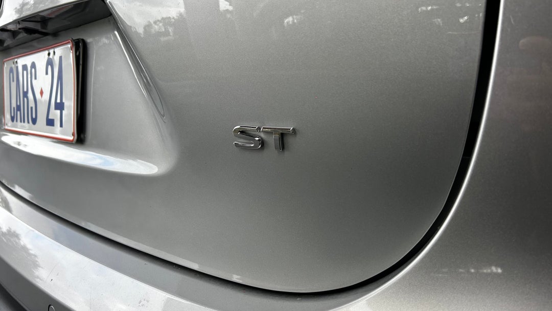 Badge (Boot Right Side)