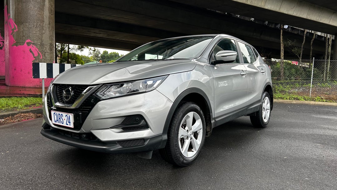 Left Front Diagonal (45- Degree) View