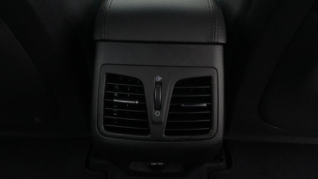Rear A/C Vent