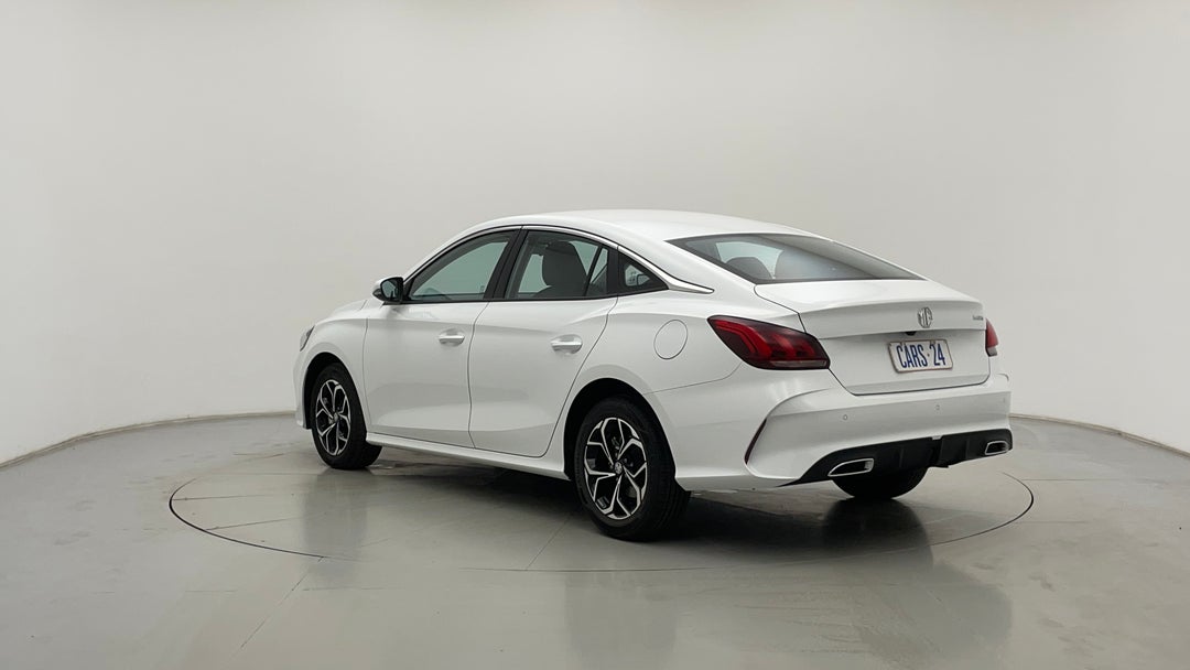 Left Back Diagonal (45- Degree) View