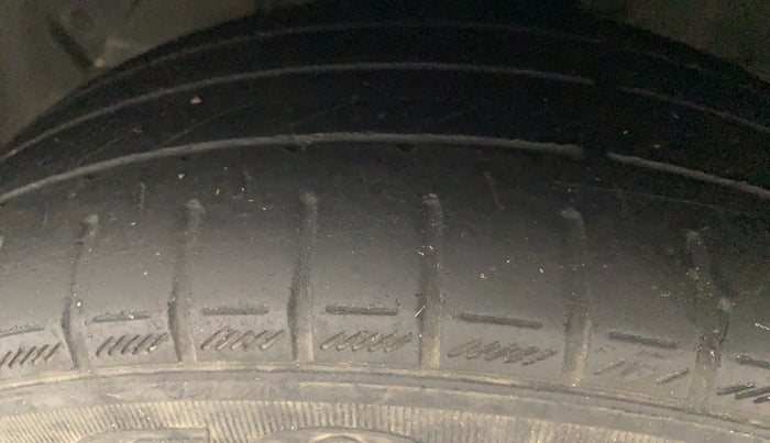2019 Hyundai Grand i10 SPORTZ 1.2 KAPPA VTVT, Petrol, Manual, 37,218 km, Left Front Tyre Tread