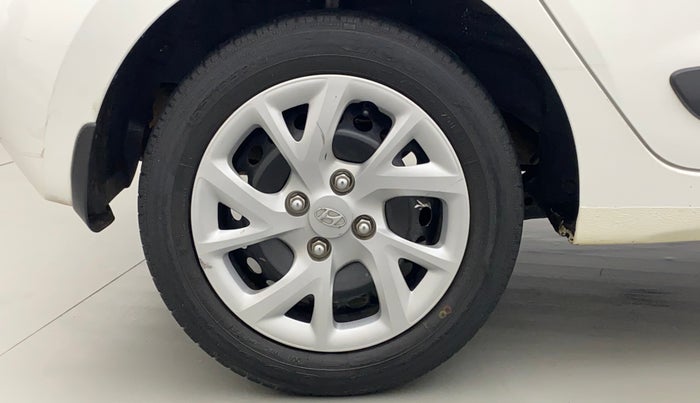 2019 Hyundai Grand i10 SPORTZ 1.2 KAPPA VTVT, Petrol, Manual, 37,218 km, Right Rear Wheel