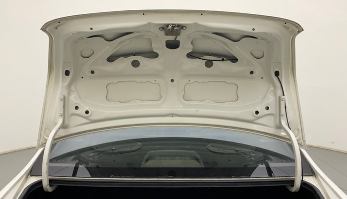 2012 Toyota Etios G, Petrol, Manual, 75,209 km, Boot Door Open