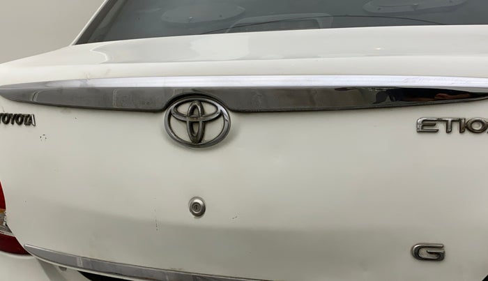2012 Toyota Etios G, Petrol, Manual, 75,209 km, Dicky (Boot door) - Slightly dented