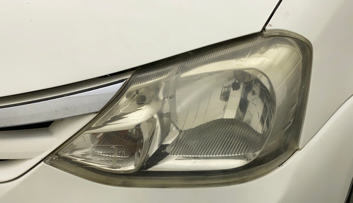 2012 Toyota Etios G, Petrol, Manual, 75,209 km, Left headlight - Minor scratches