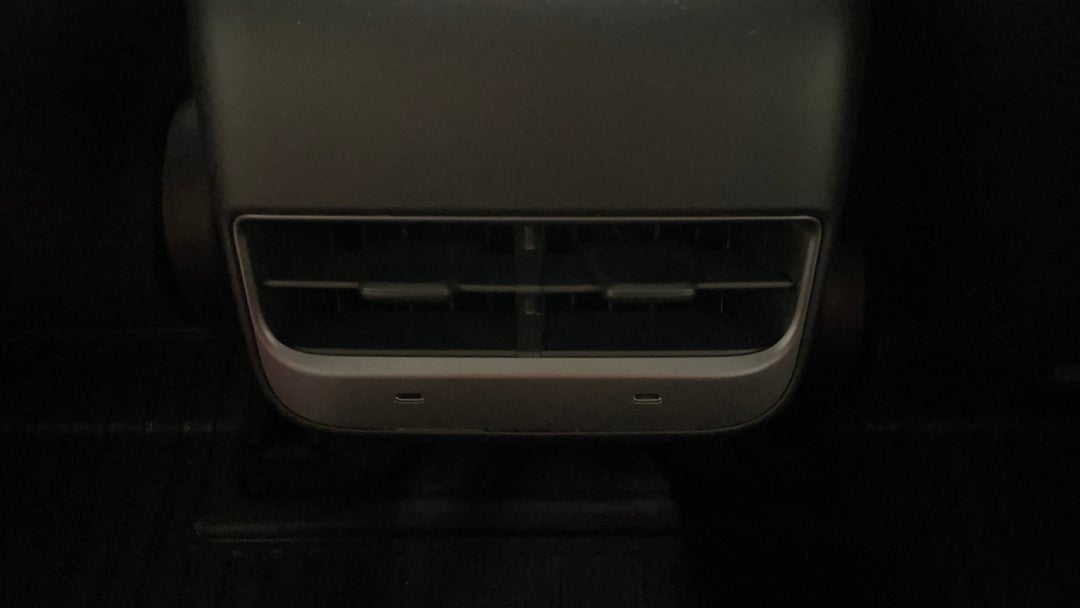 Rear A/C Vent