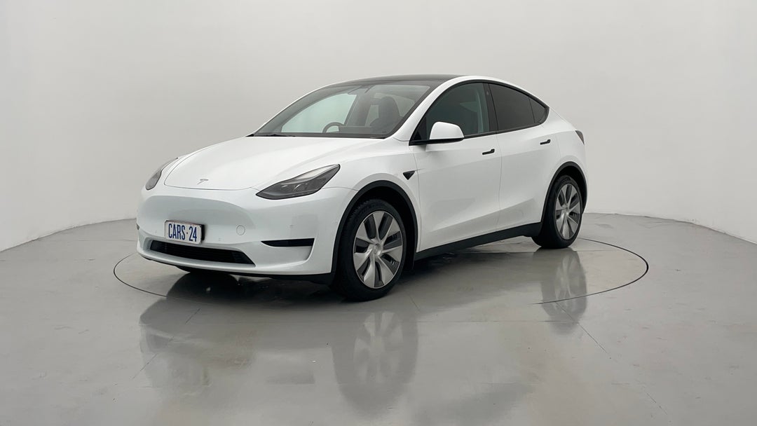 Left Front Diagonal (45- Degree) View