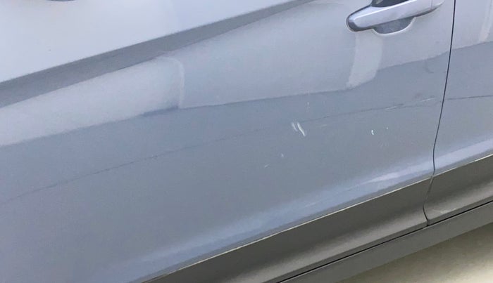 2016 Hyundai Creta S 1.6 PETROL, Petrol, Manual, 48,483 km, Front passenger door - Minor scratches