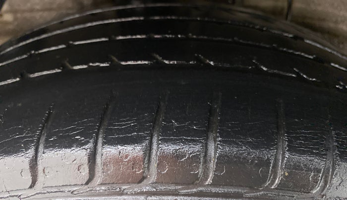 2017 Hyundai Elite i20 ASTA 1.2, Petrol, Manual, 75,615 km, Right Rear Tyre Tread