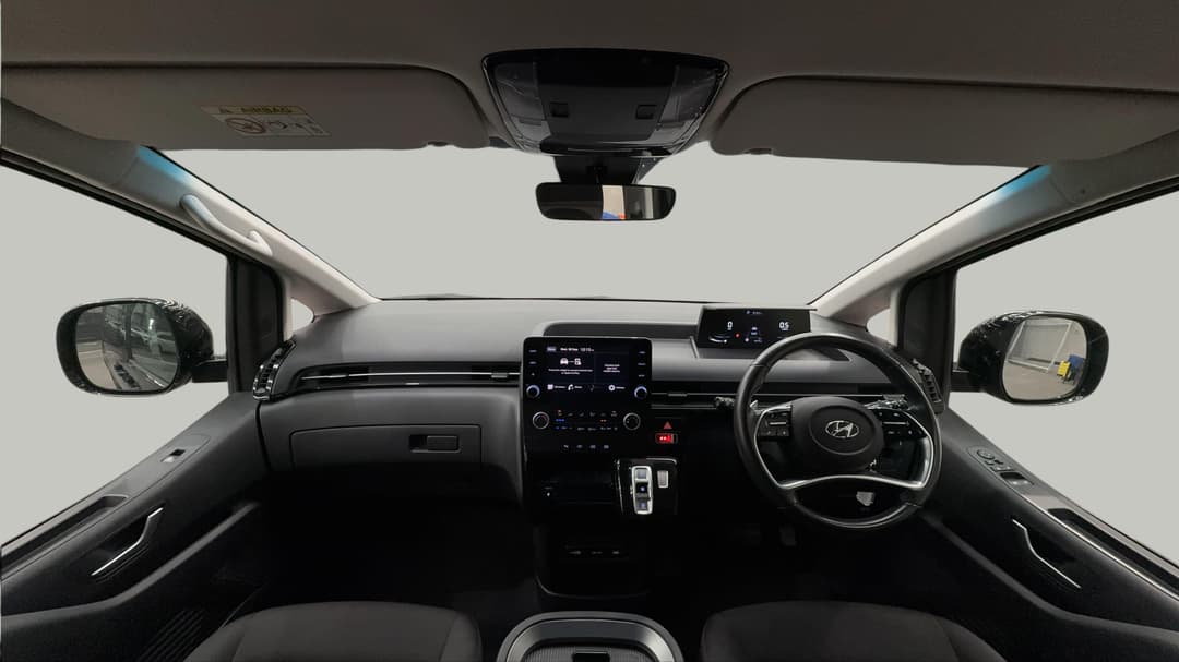 2022 Hyundai Staria Staria, Automatic, 90935 km, Dashboard View