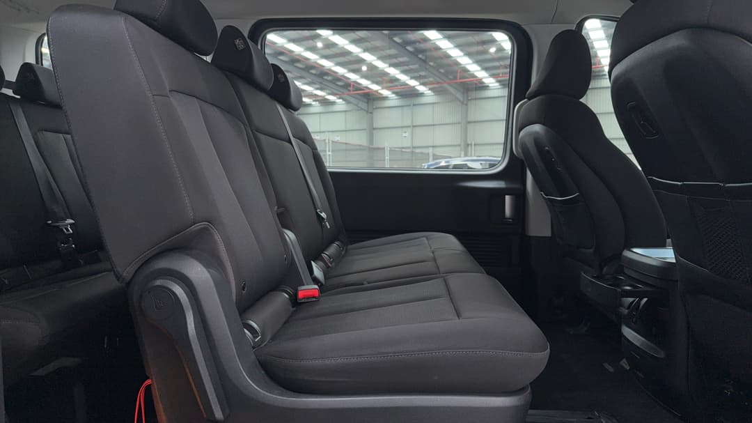 2022 Hyundai Staria Staria, Automatic, 90935 km, Right Side Rear Door Cabin View