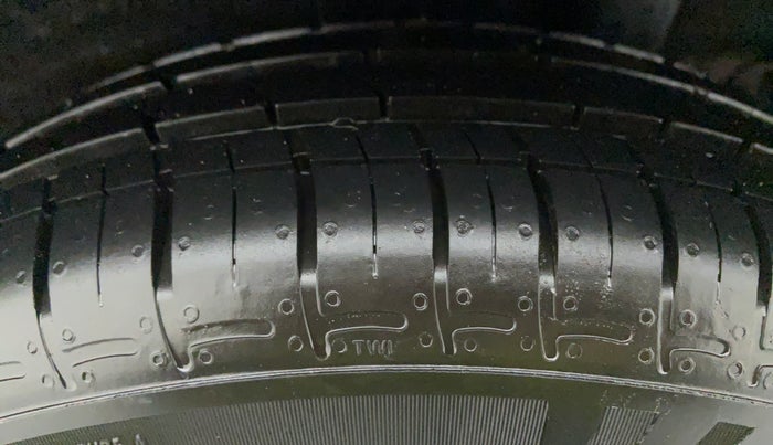 2014 Hyundai Xcent BASE 1.2, Petrol, Manual, 43,320 km, Left Rear Tyre Tread
