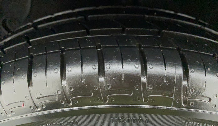 2014 Hyundai Xcent BASE 1.2, Petrol, Manual, 43,320 km, Left Front Tyre Tread