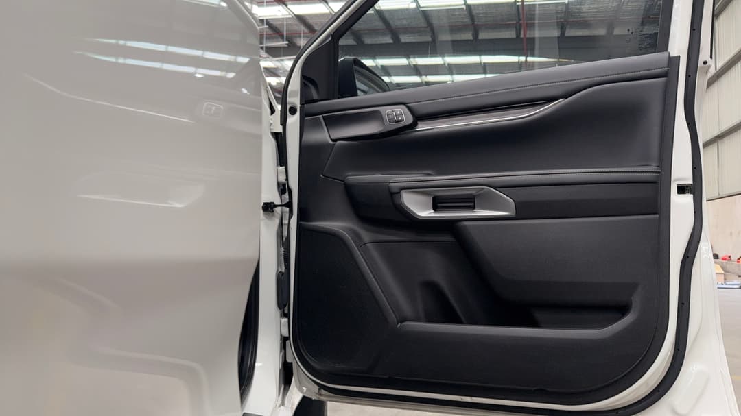 2023 Ford Ranger Platinum 3.0 (4x4), Automatic, 44932 km, Speaker View