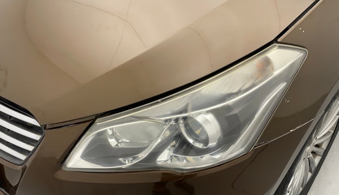 2016 Maruti Ciaz ZXI+ AT, Petrol, Automatic, 84,195 km, Left headlight - Faded
