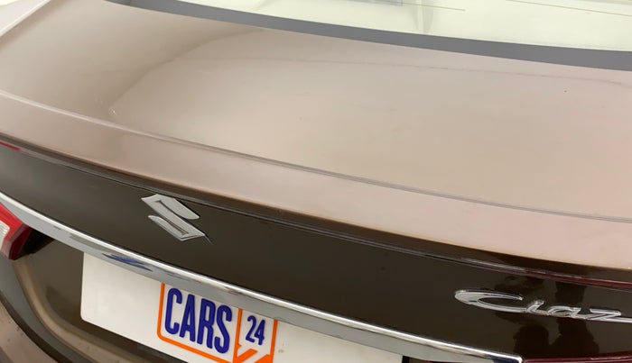 2016 Maruti Ciaz ZXI+ AT, Petrol, Automatic, 84,195 km, Dicky (Boot door) - Minor scratches