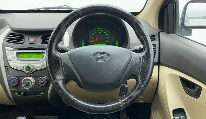 2015 Hyundai Eon ERA PLUS, Petrol, Manual, 27,032 km, Steering Wheel Close Up