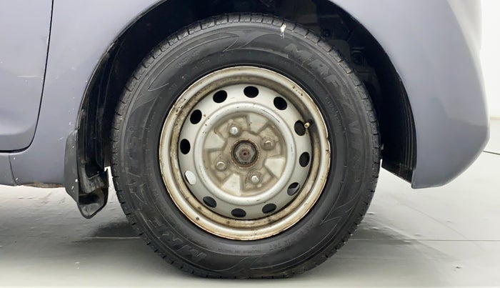 2015 Hyundai Eon ERA PLUS, Petrol, Manual, 27,032 km, Right Front Wheel