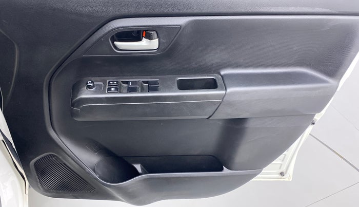 2020 Maruti New Wagon-R VXI 1.0, Petrol, Manual, 15,723 km, Driver Side Door Panels Control