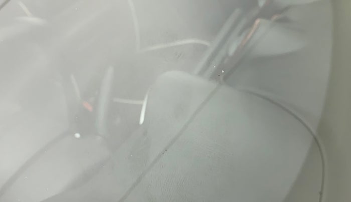 2021 Maruti Swift VXI, Petrol, Manual, 32,017 km, Front windshield - Minor spot on windshield