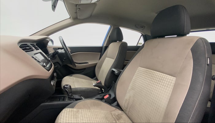 2019 Hyundai Elite i20 ASTA (O) CVT, Petrol, Automatic, 45,025 km, Right Side Front Door Cabin
