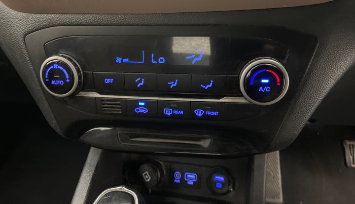 2019 Hyundai Elite i20 ASTA (O) CVT, Petrol, Automatic, 45,025 km, AC Unit - Rear vent has minor damage