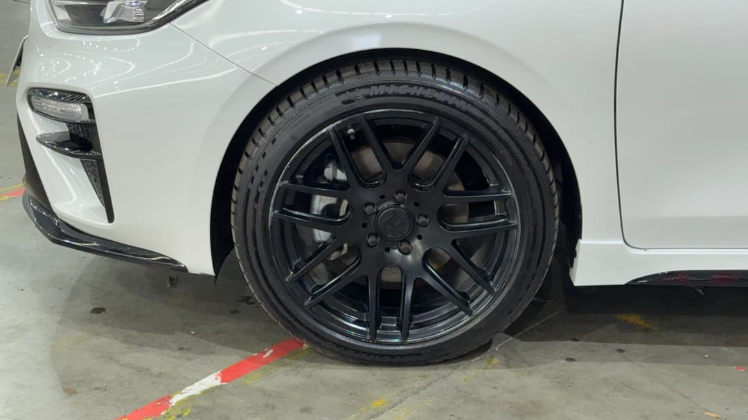 2020 Kia Cerato Gt Safety Pack, Automatic, 123234 km, Left Front Wheel