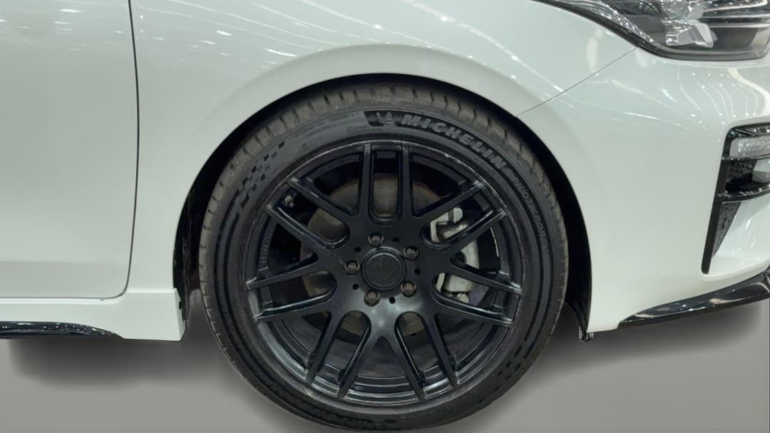 2020 Kia Cerato Gt Safety Pack, Automatic, 123234 km, Right Front Wheel