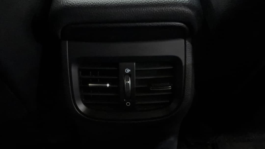 2020 Kia Cerato Gt Safety Pack, Automatic, 123234 km, Rear A/C Vent